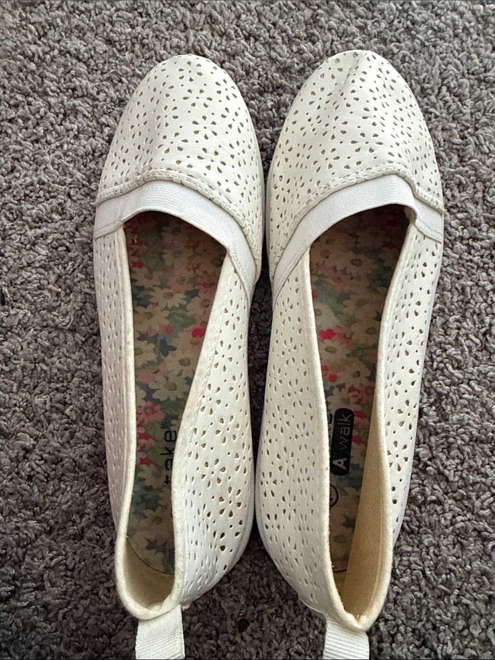 Women’s Cream Perforated Slip-On Flats with Elastic Vamp - Picture 5 of 8